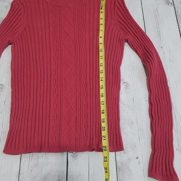 Van Heusen Cable Knit Womens medium sweater Red to pink in color - Picture 6 of 8